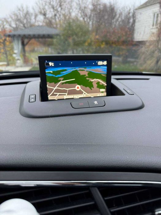 Peugeot 3008, гібрид, дизель, мотор 2.0, кінець 2013 рік