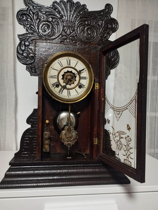 Relógio antigo Waterbury Clock