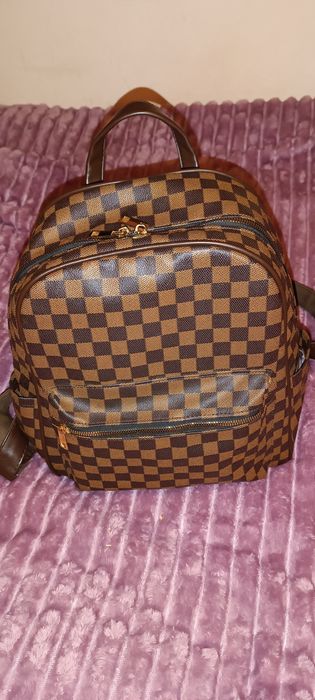 Sprzedam nie drogo Ubrania dziecięce i damskie