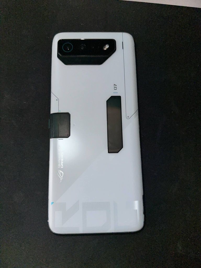Rog Phone 7 Ultimate 16/512