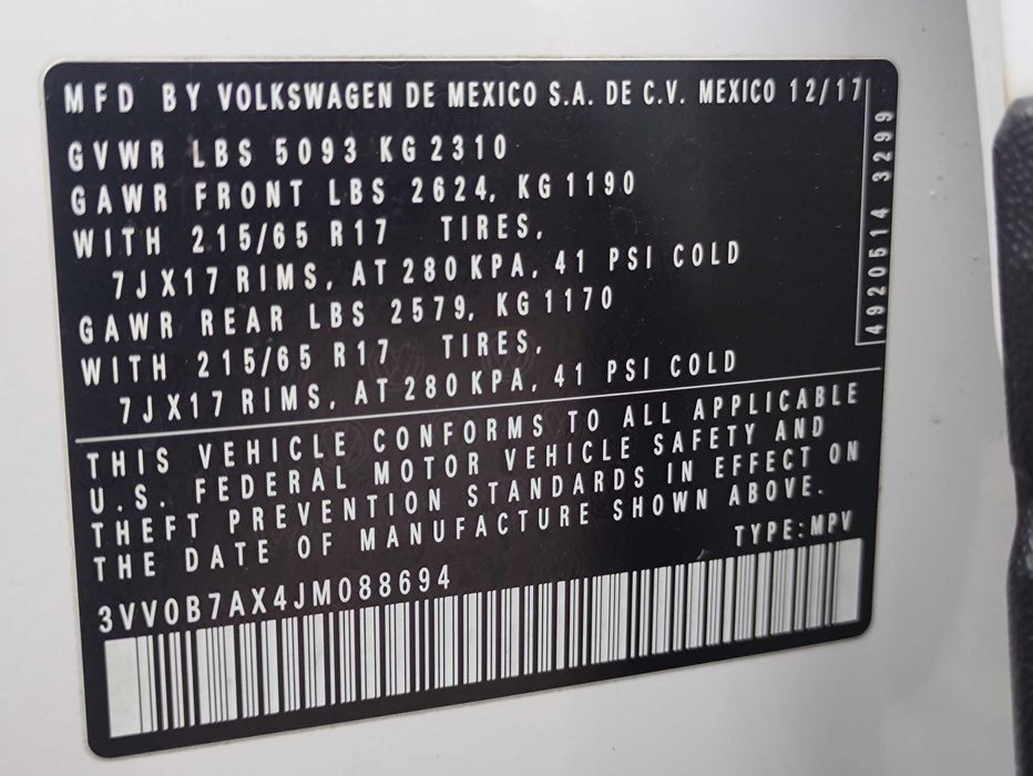 Volkswagen Tiguan,  2017