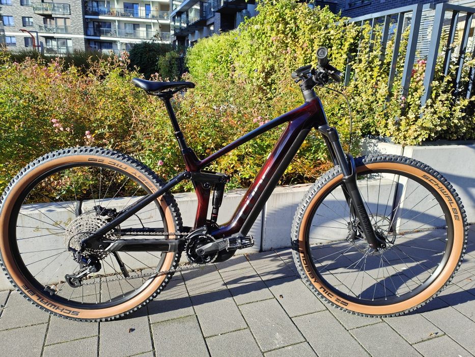 Cube Stereo Hybrid 140 Race