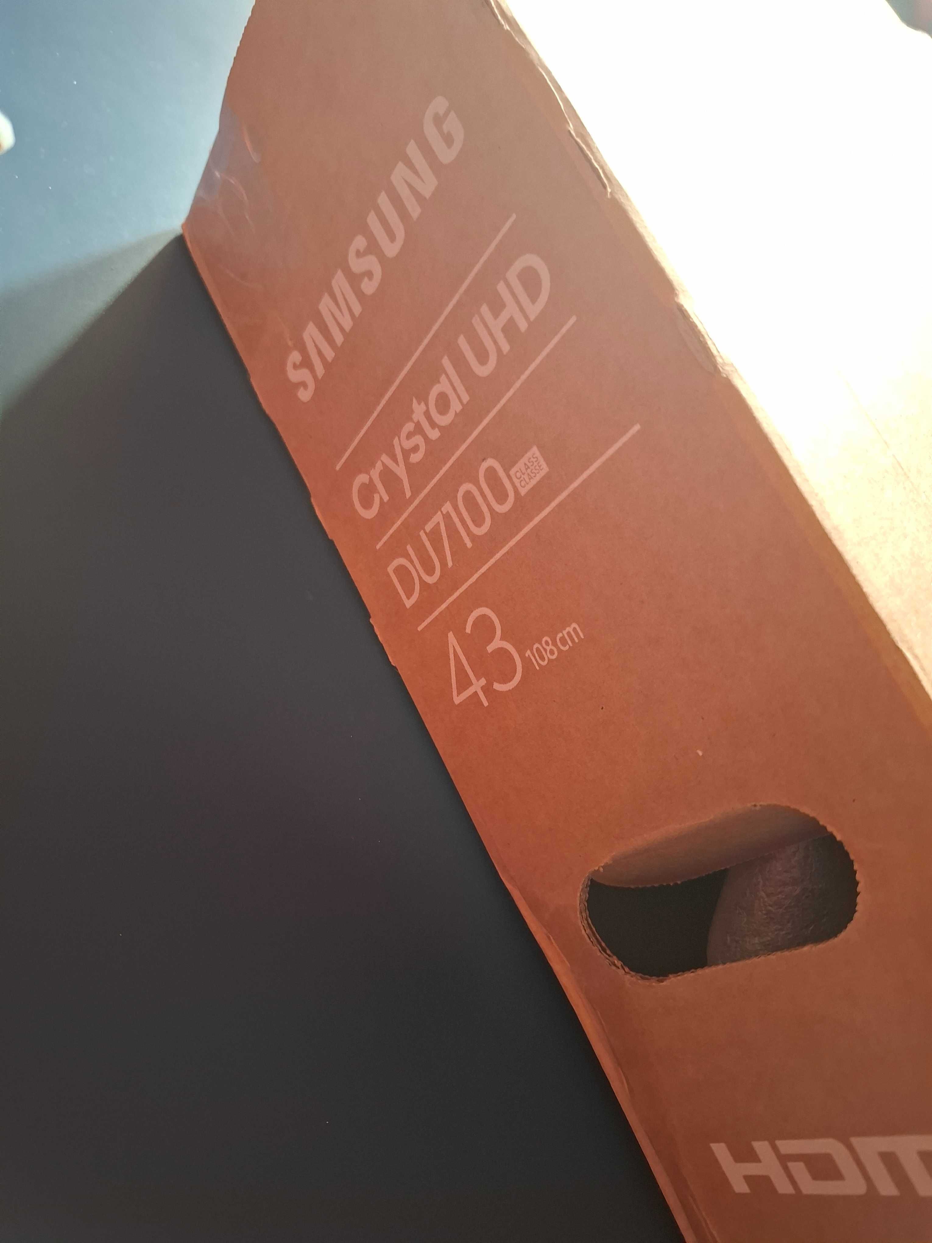 Telewizor Samsung  Crystal UHD 43 cale