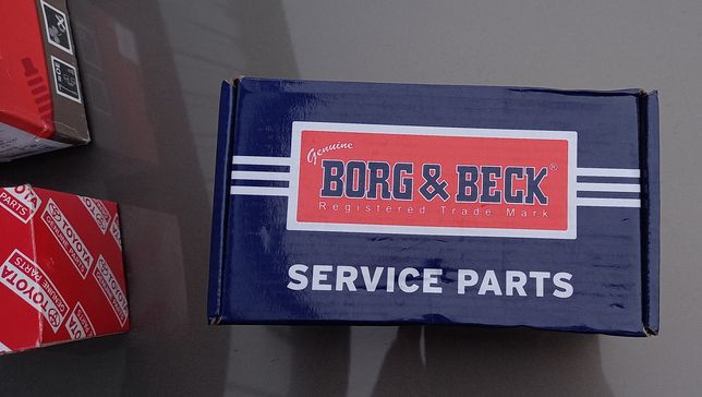 Тормозные колодки для TOYOTA передние Borg & Beck