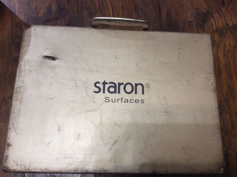 Набір зразків  staron surfaces