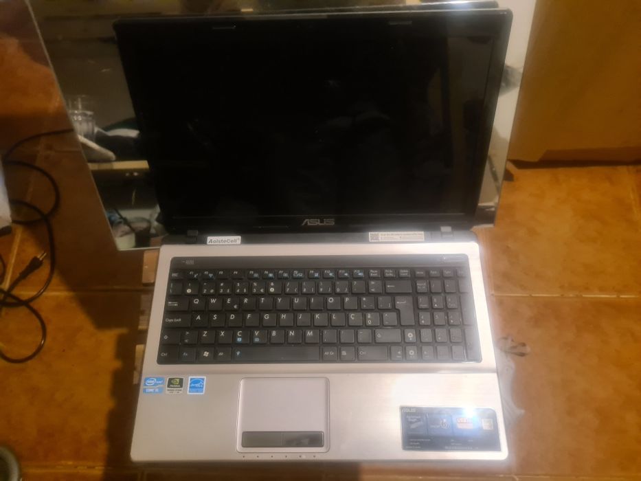Computador portátil Asus