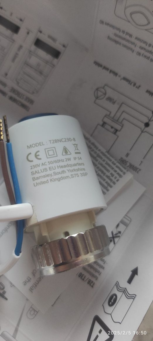 Sprzedam siłownik termoelektryczny Salus M28 (7szt.250zł)