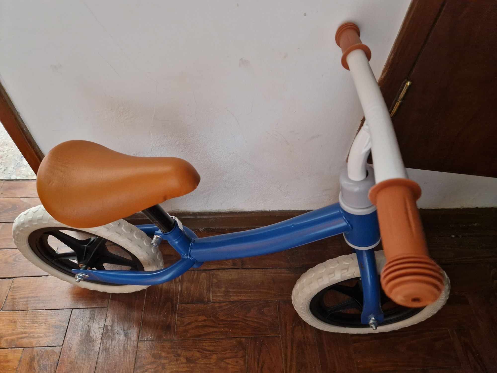 Biciclete de aprendizagem nova
