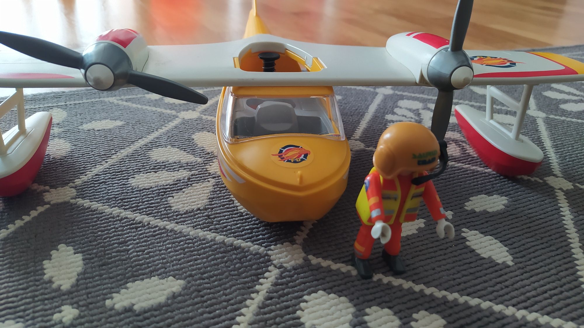 Playmobil Avião + Boneco Playmobil