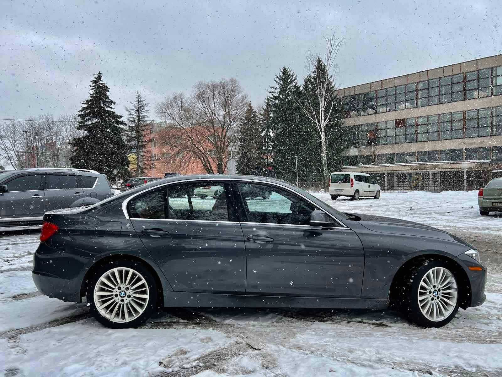 BMW 328 luxury 2013