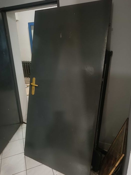 Drzwi techniczne duże 185 wysokość 90 szerokość