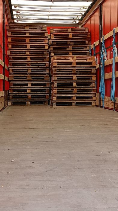 Піддони дерев'яні  б/в з доставкою Бобринець