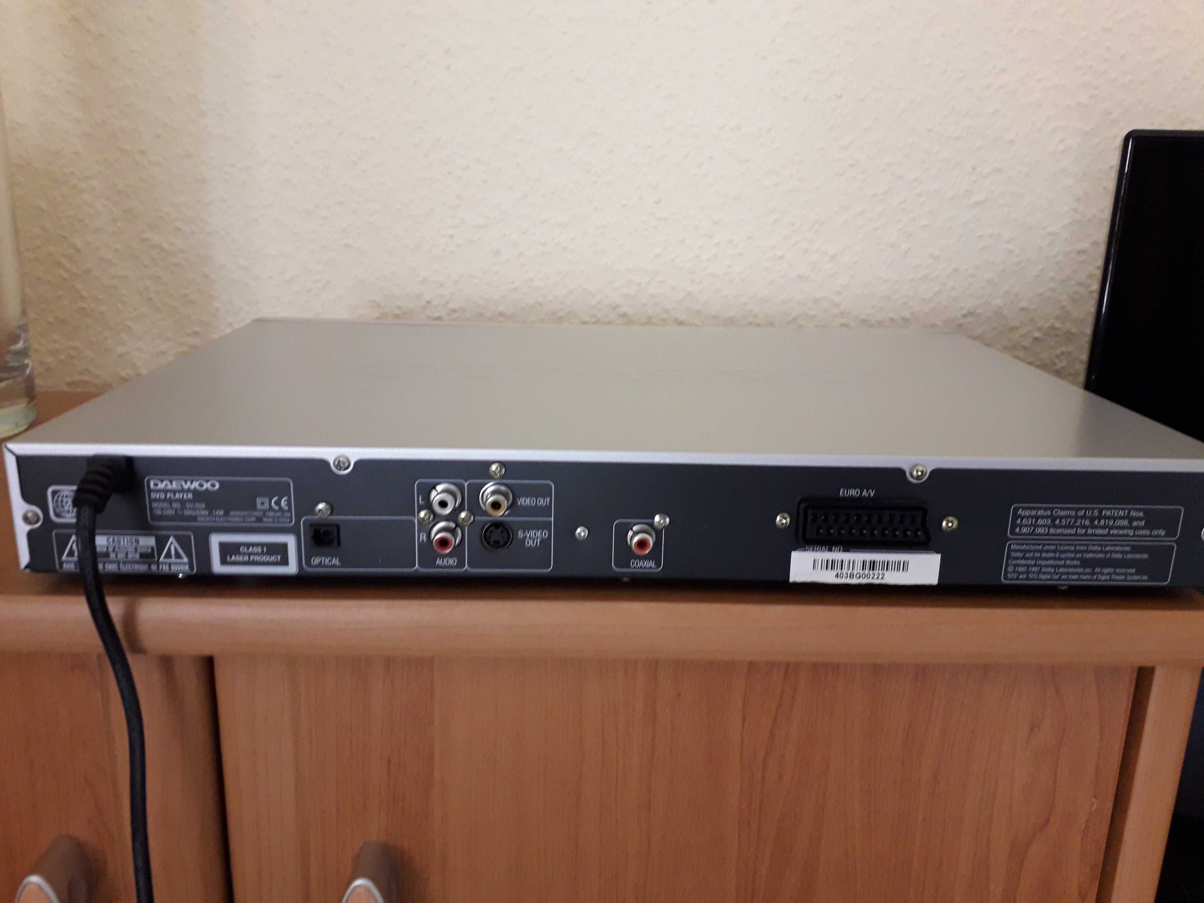 Odtwarzacz DVD Daewoo DV-500