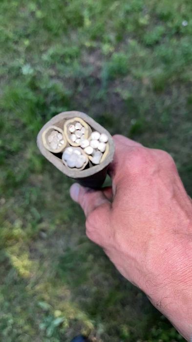 Продам кабель марка АВВГ-1кв. 4×50 Цена 100грн.