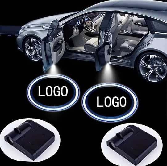 Светодиодная подсветка на двери автомобиля с логотипом