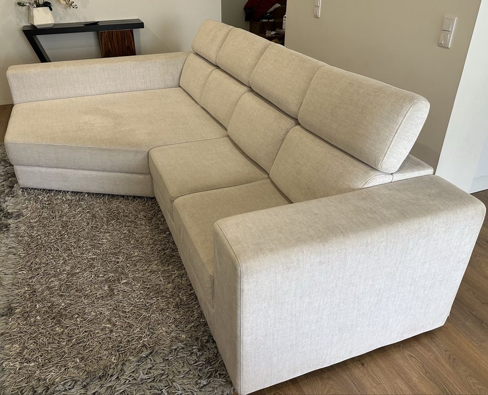 Sofa com chaise long