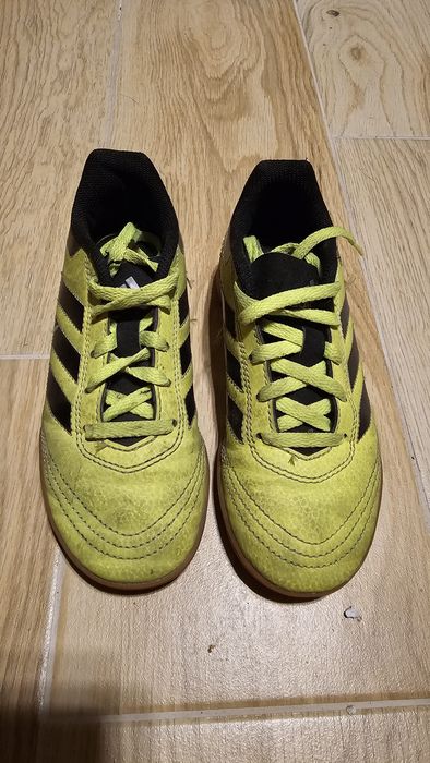 Buty piłkarskie halowe długość wkładki 185 mm używane