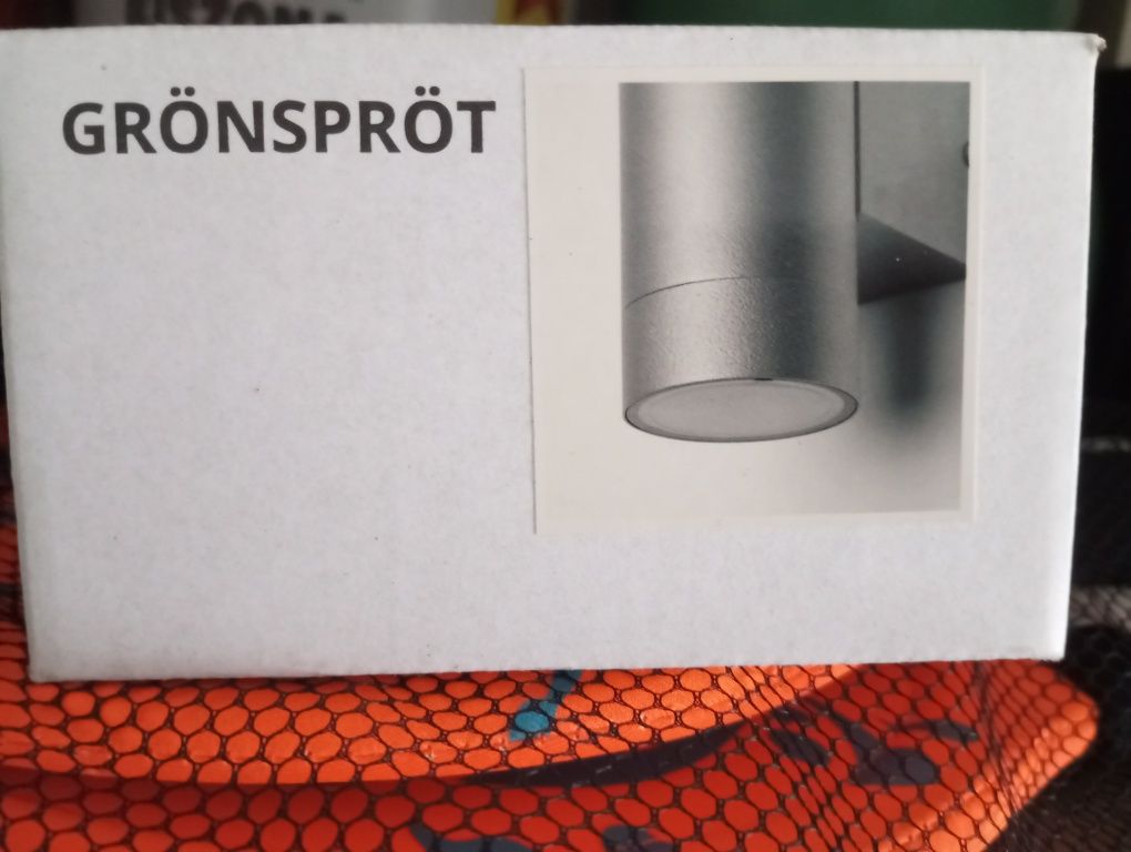 Lampa ścienna zewnętrzna gronsprot nowa