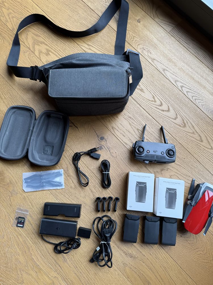 Dron z kamerą DJI mavic air z całym zestawem, pokrowce, kable itd