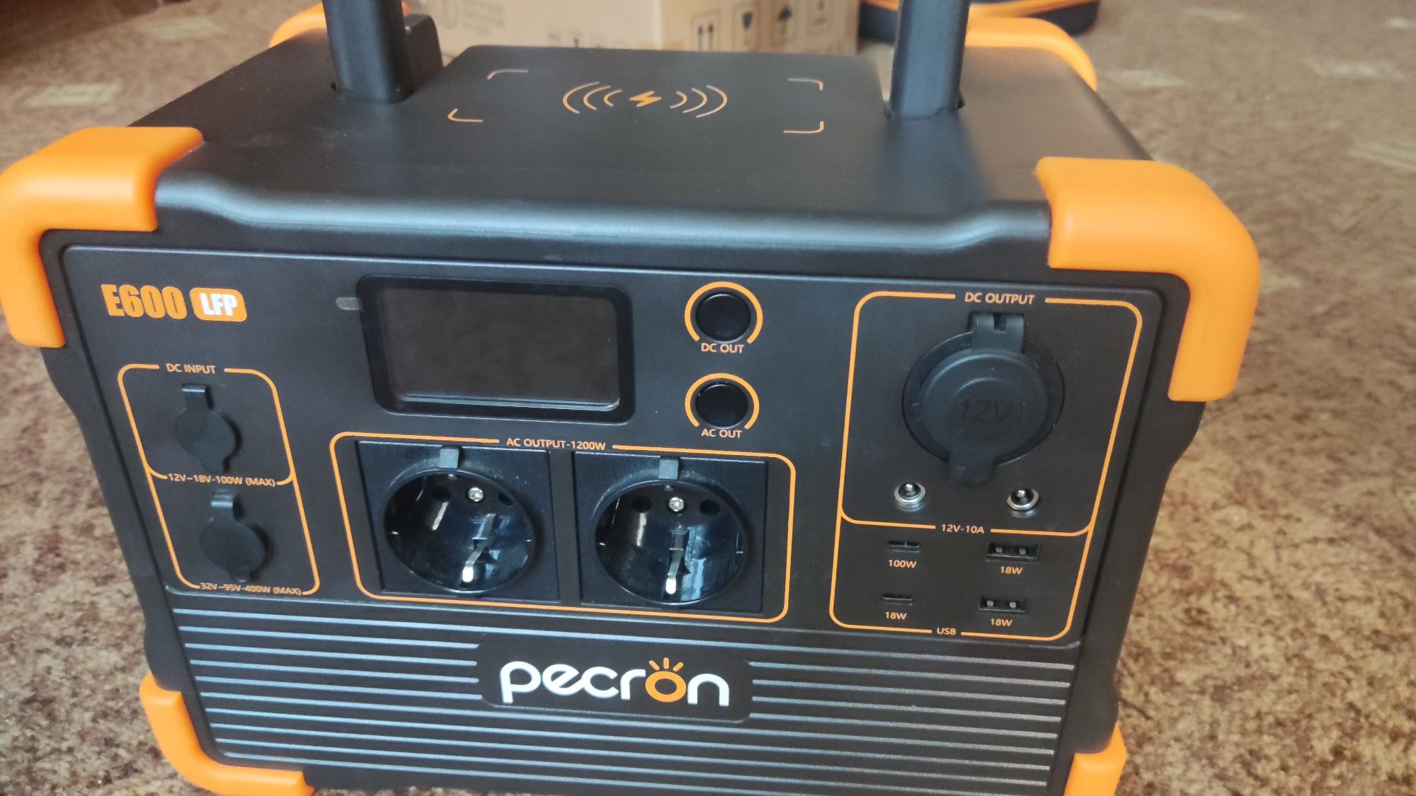 Pecron E600lfp зарядна станція,