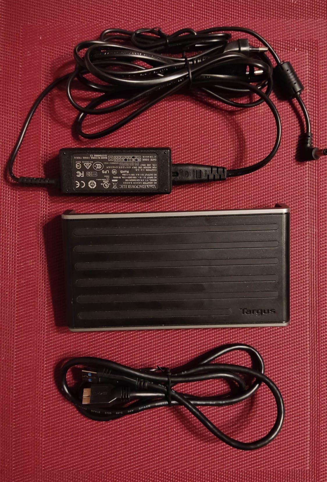 Stacja dokująca Targus Universal USB-A 3.0 DV4K (DOCK160EUZ)