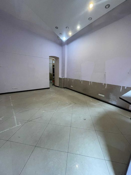 Оренда комерційного приміщення вул.Кавова (р-н пр.Свободи)