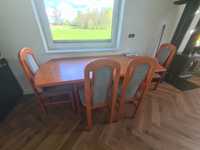 Stół z litego drewna i 4 krzesła