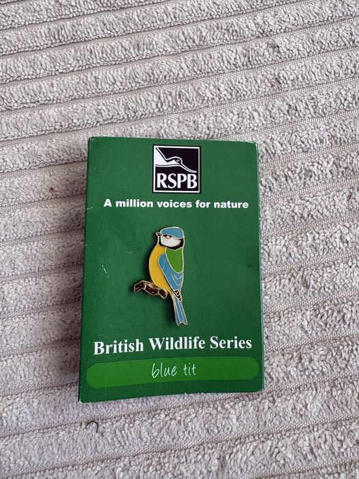 emaliowana przypinka RSPB