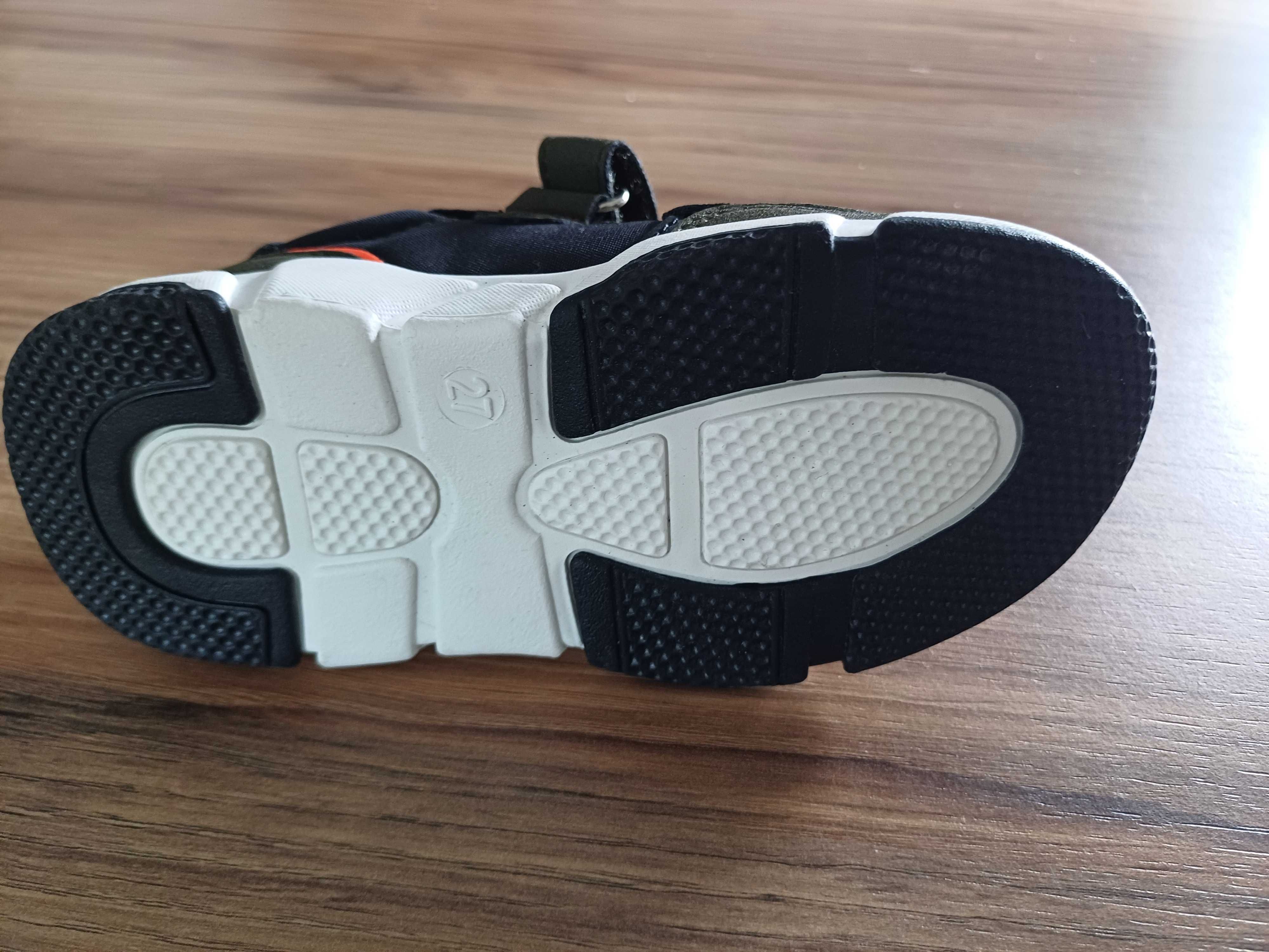 Nowe buty chłopięce BOBBI SHOES r. 27
