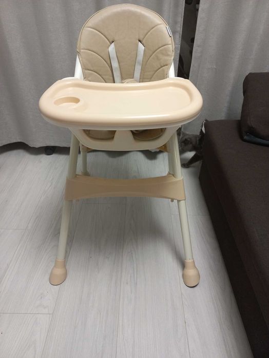 Стільчик для годування