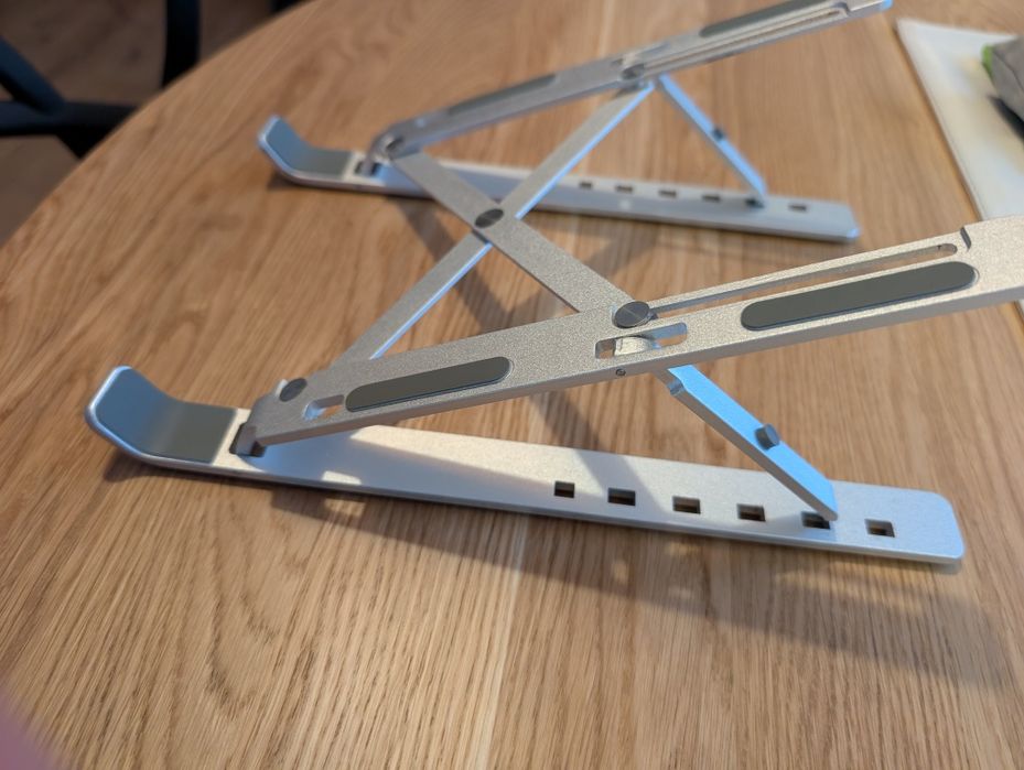 Podstawka pod laptop / tablet - składana, etui