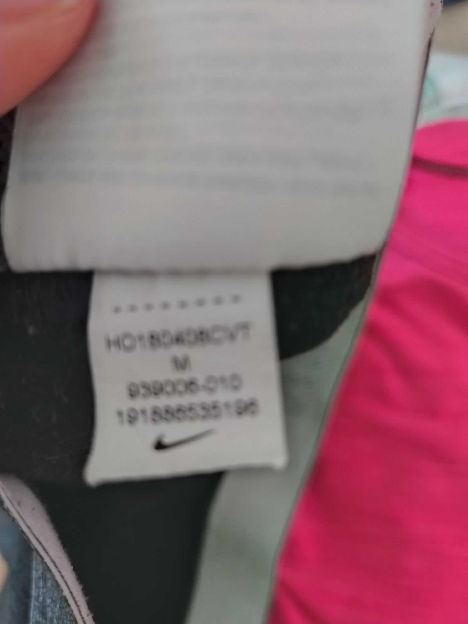 Calças de lycra Nike tamanho M (10/12 anos)