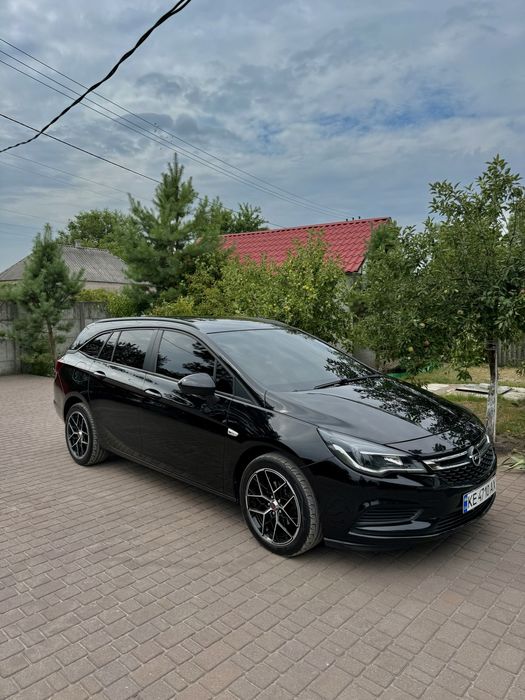 Продам Opel Astra K 2017 1.6disel ideal