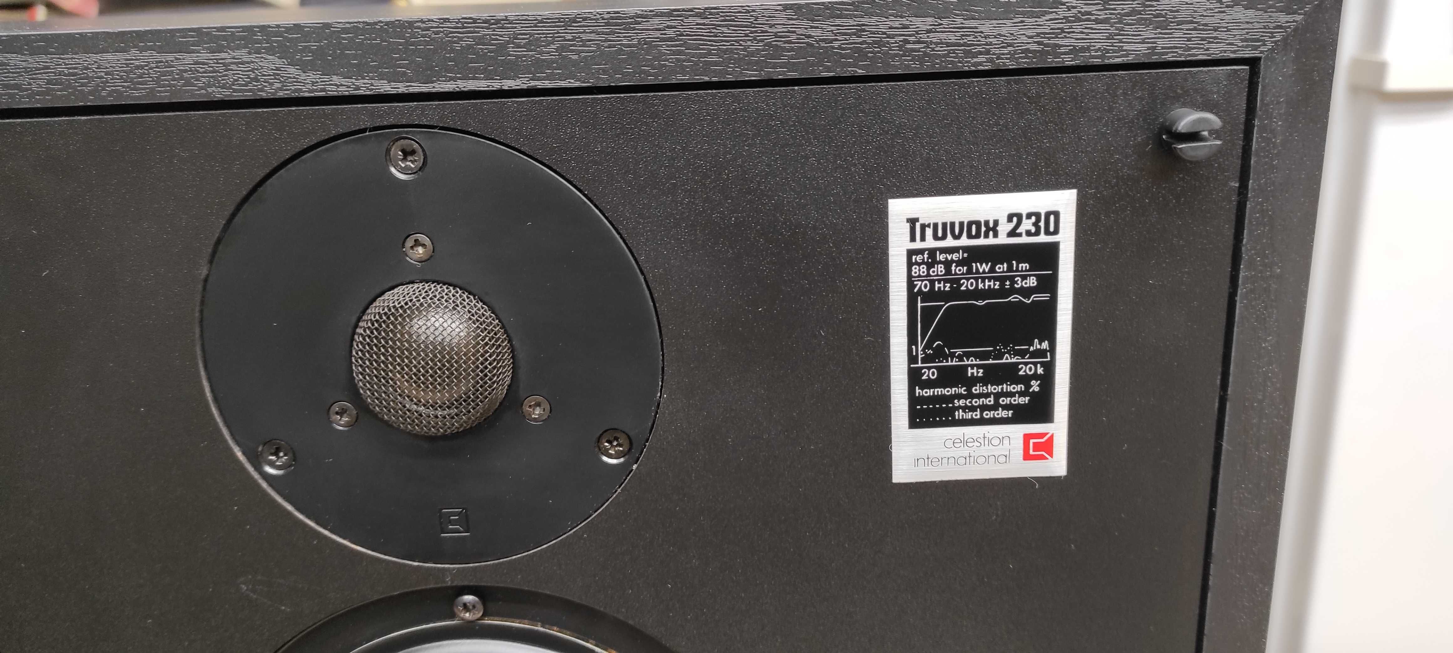 Акустика  Celestion Truvox 230 (made in england )