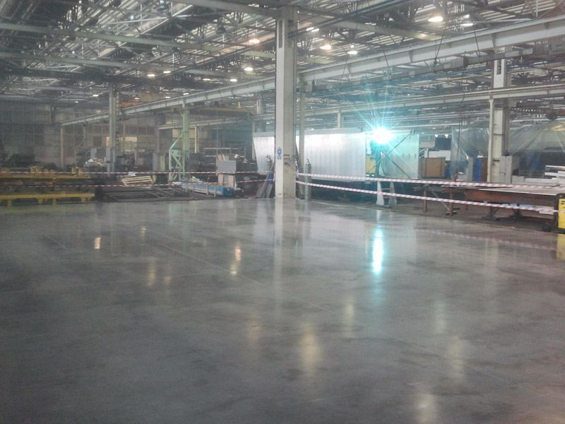 posadzki przemysłowe nawierzchnie betonowe Zacieranie betonu