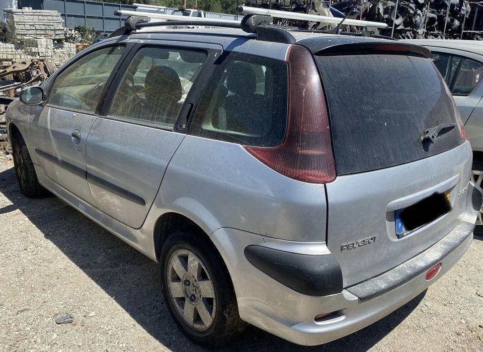 Peugeot 206 SW 1.4 HDI de 2004 disponível pra peças