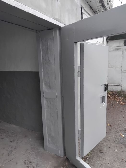 Сдам гараж центр города Каменское