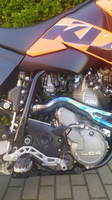 KTM 640 LC4 supermoto