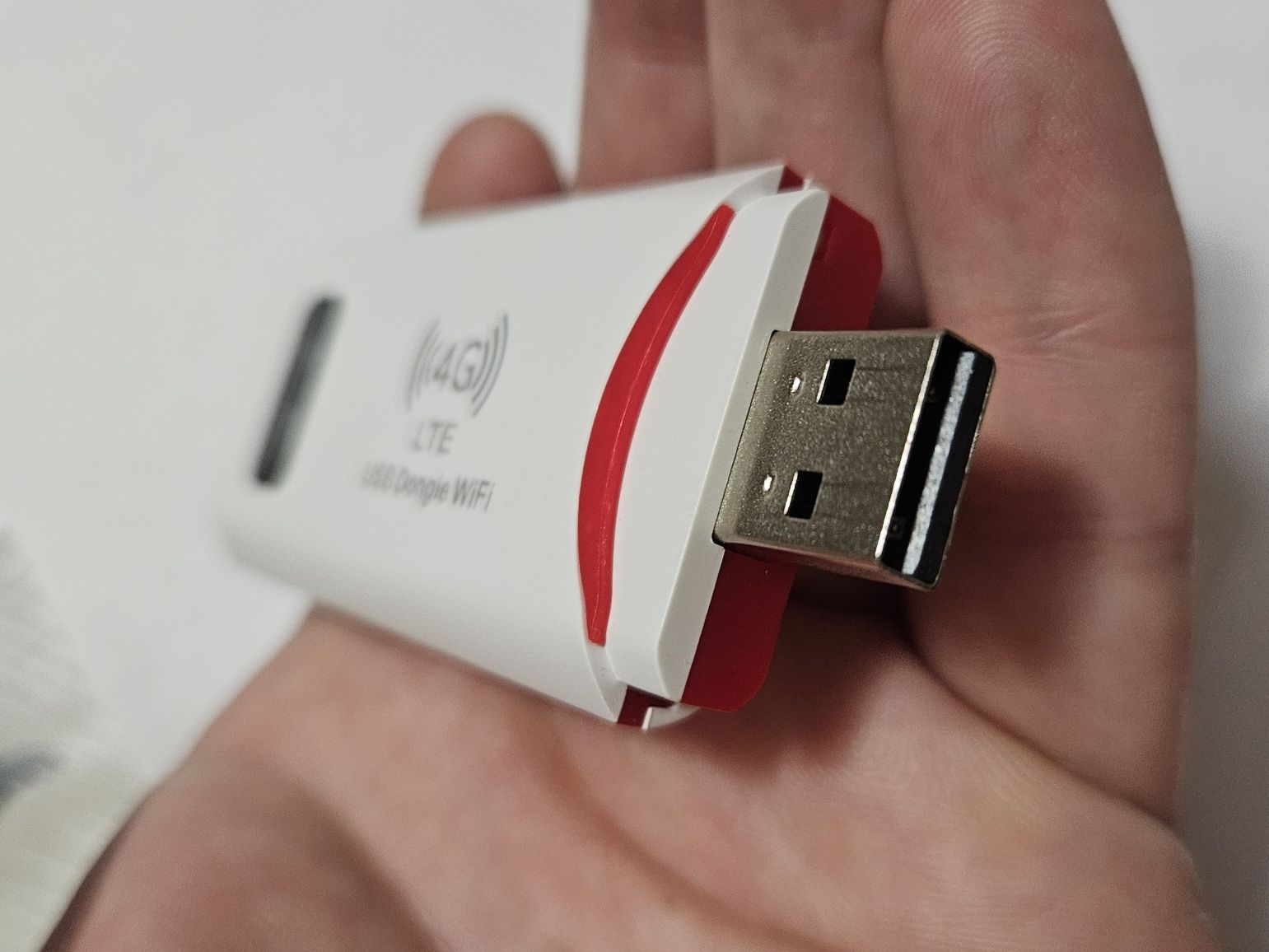 Портативний 4G LTE USB Wi-Fi Модем Роутер
