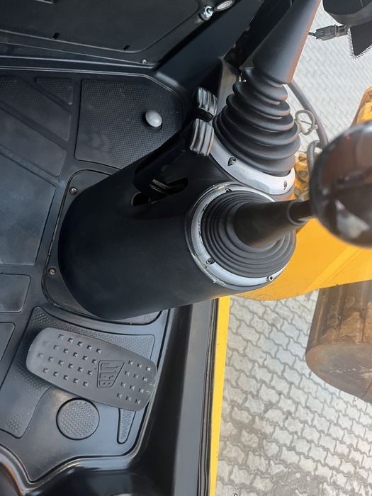 Екскаватор-Навантажувач JCB 3CX 2007