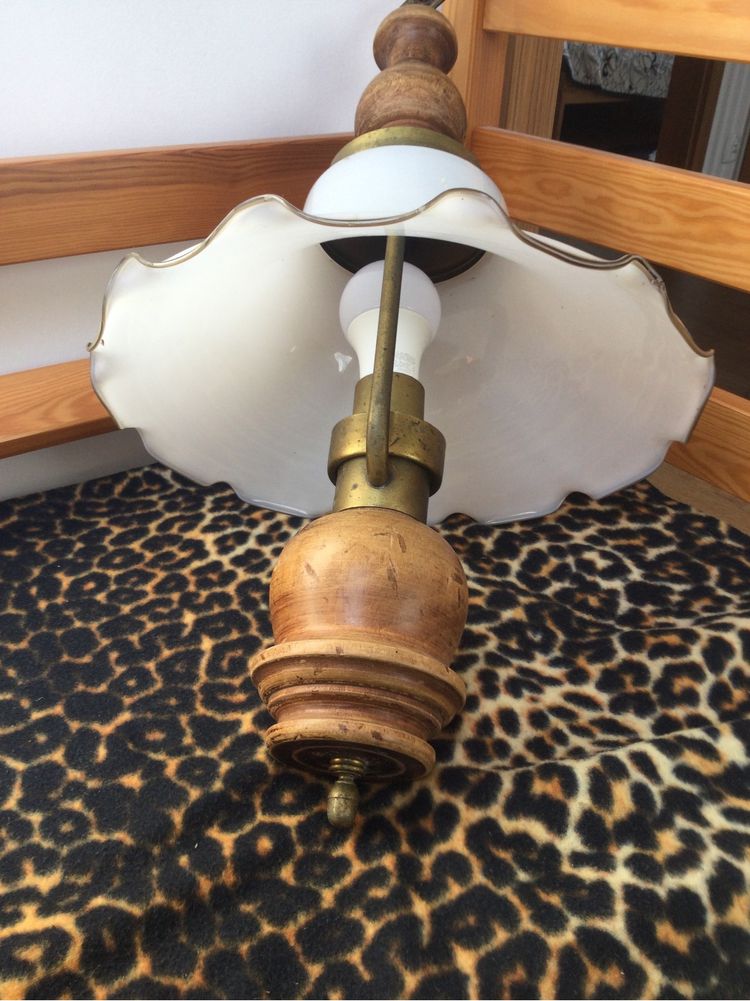 Stylowa lampa , bardzo dekoracyjna
