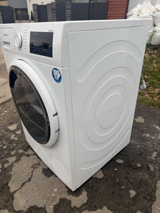 Сушильна машина Siemens WT45RWA1