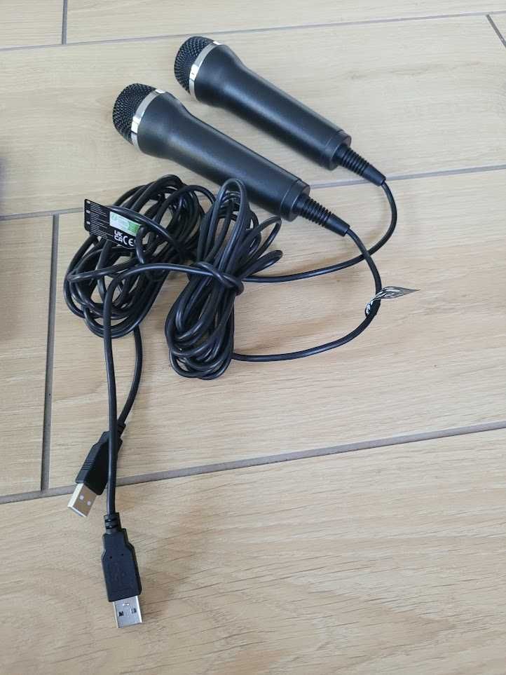 Let's Sing 2025 PS4 + 2 mikrofony USB – stan idealny