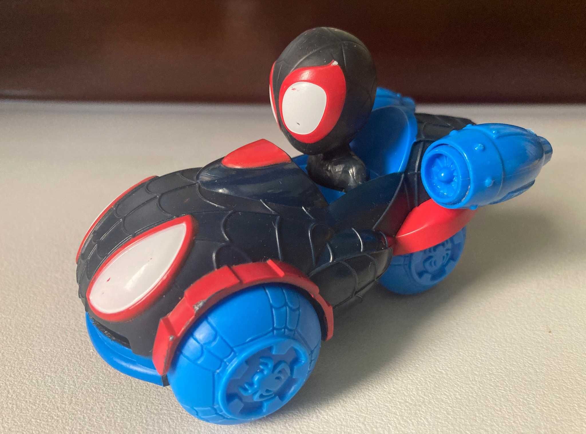Carro Marvel Spider-Man 2020