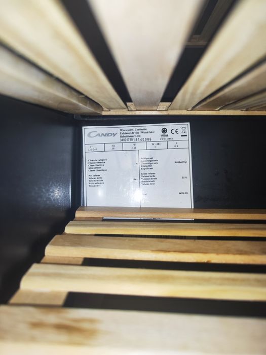 Arca de vinhos candy