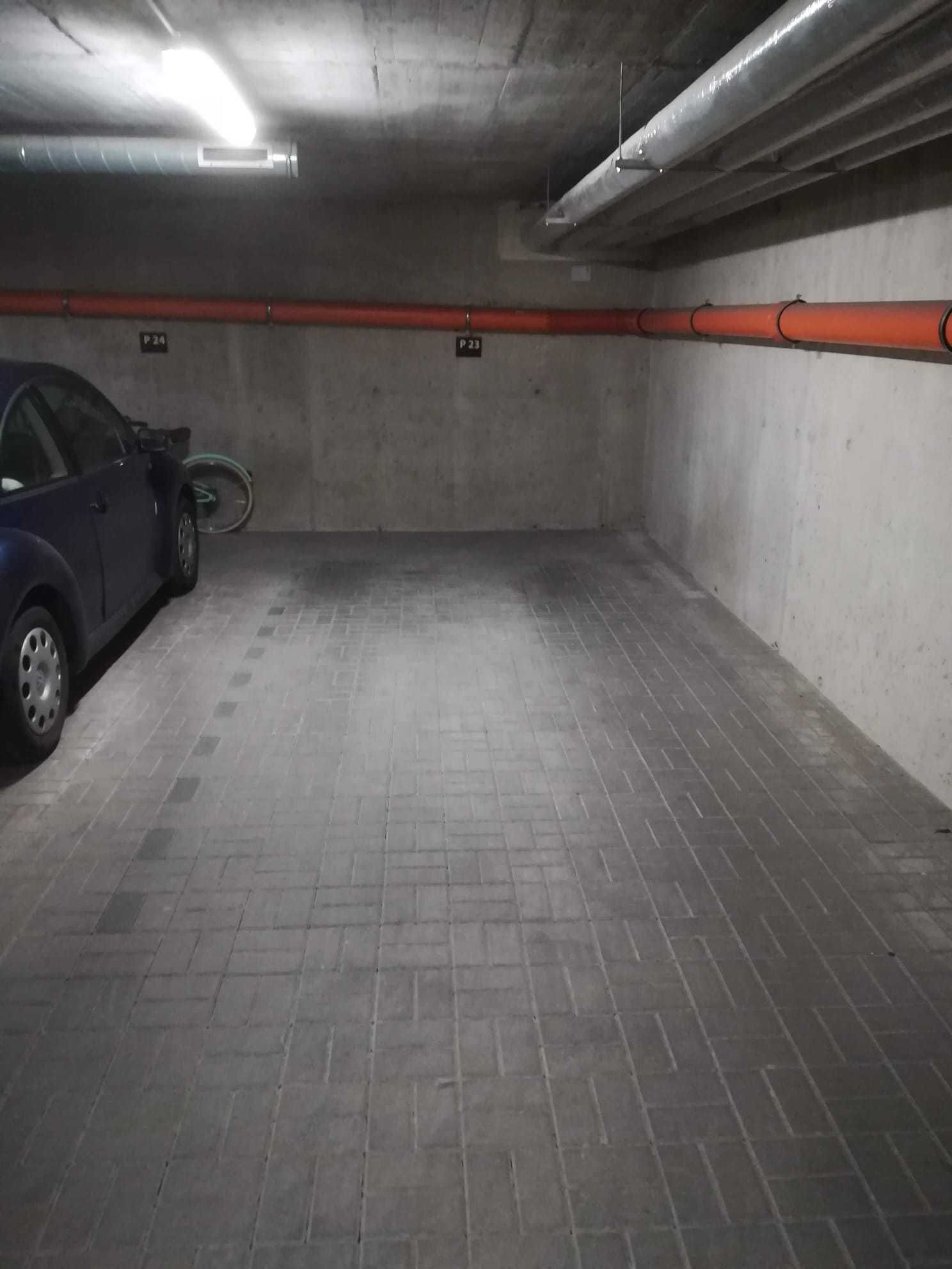 Garaż parking podziemny miejsce postojowe do wynajęcia