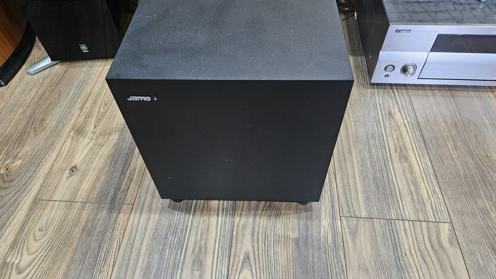 Subwoofer Jamo sub 210