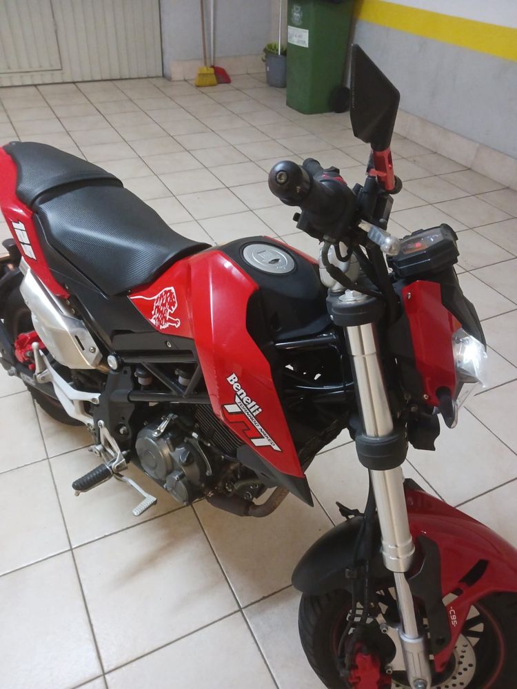 Beneli tnt 125, optimo estado com muito poco uso. Revisoes feitas, prn