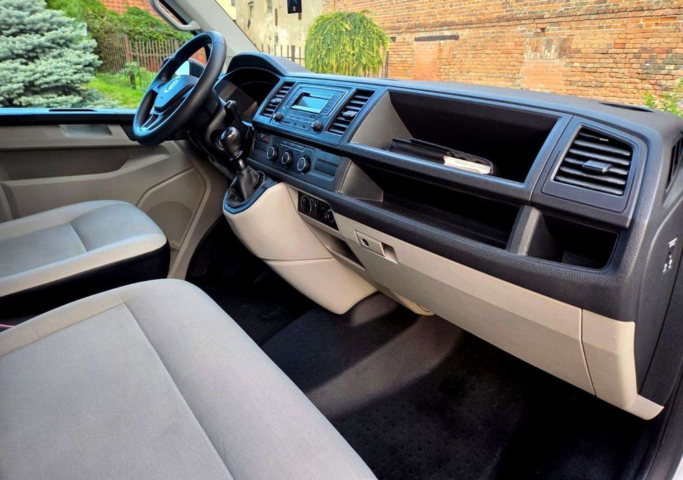 Volkswagen Transporter T6 2016