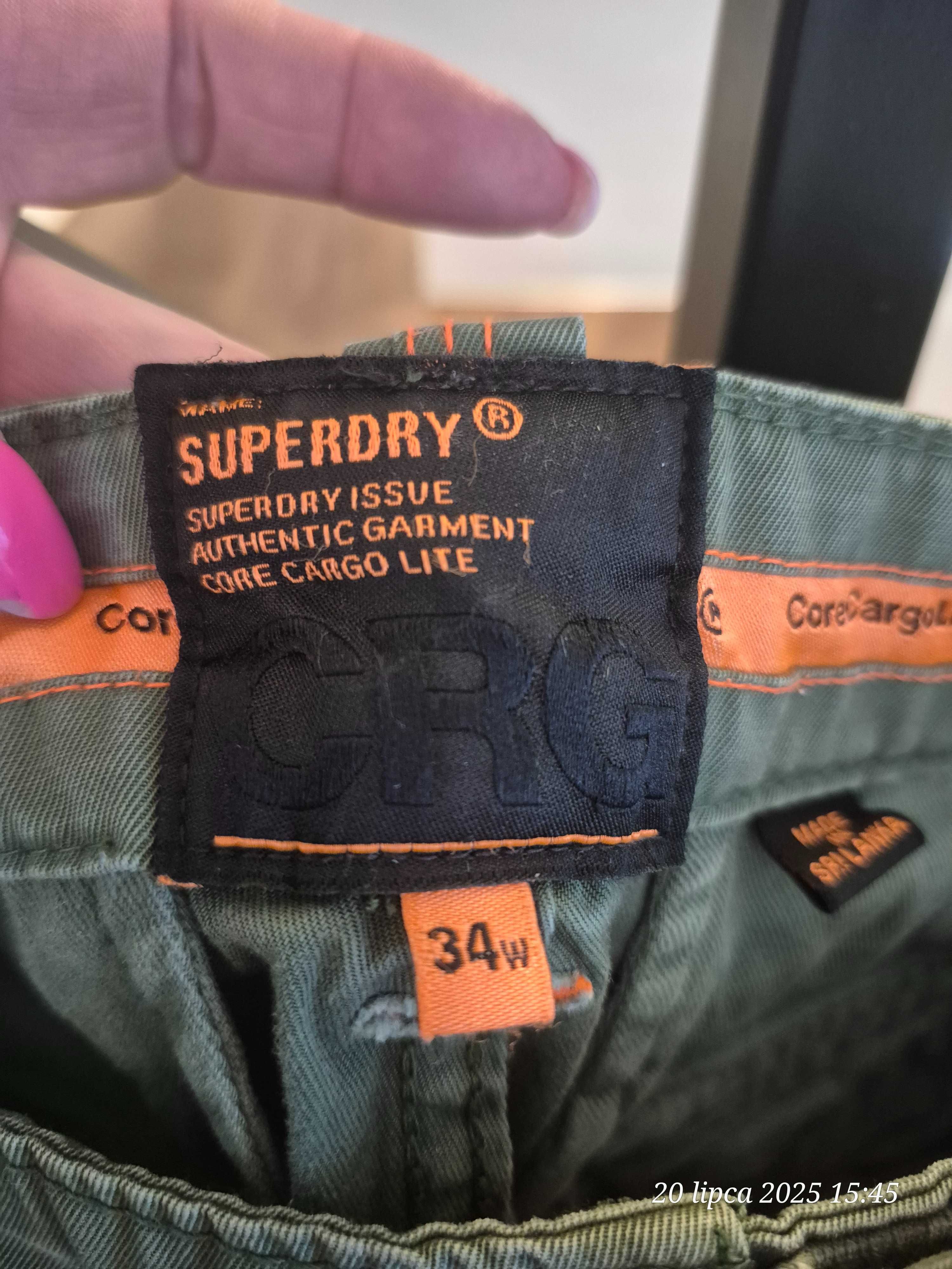 Spodenki meskie kolor zielony rozm 34